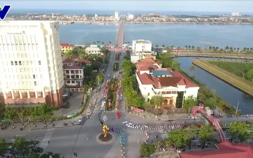 Lễ hội "Diễu hành đường phố và Chèo cạn Múa bông", Quảng Bình