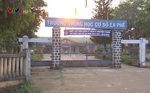 Đắk Lắk: Yêu cầu điều tra vụ Hiệu trưởng nhận tiền chạy việc