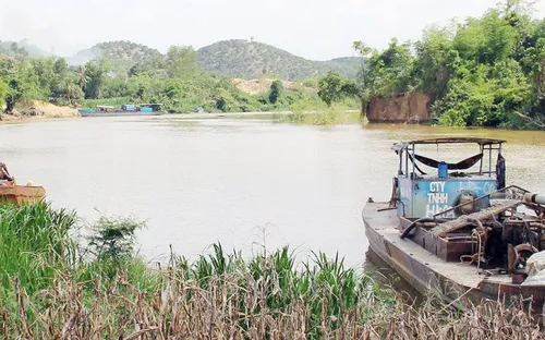 Bình Phước và Lâm Đồng thống nhất phương án xử lý khai thác cát trên sông Đồng Nai
