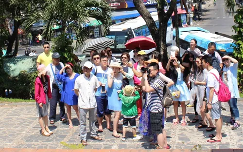 Thất thu ngân sách từ loại hình kinh doanh "tour 0 đồng"