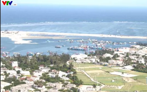 Hàng loạt cán bộ lãnh đạo huyện đảo Lý Sơn (Quảng Ngãi) bị kỷ luật