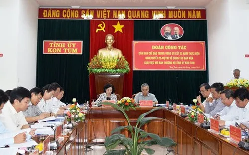 Trưởng Ban Dân vận Trung ương làm việc với Tỉnh ủy Kon Tum