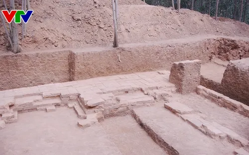 Bình Định: Khai quật Tháp cổ Chà Rây