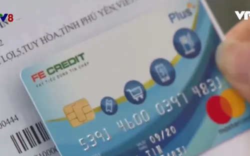 "Bẫy" người tiêu dùng từ thẻ tín dụng và khoản nợ "từ trên trời rơi xuống" !