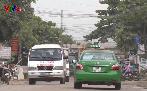 Bất an với nỗi lo tai nạn và ô nhiễm ở quốc lộ 24B