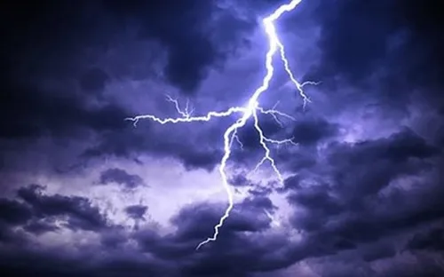 Đắk Lắk: Liên tiếp xảy ra các vụ sét đánh làm 2 người thương vong