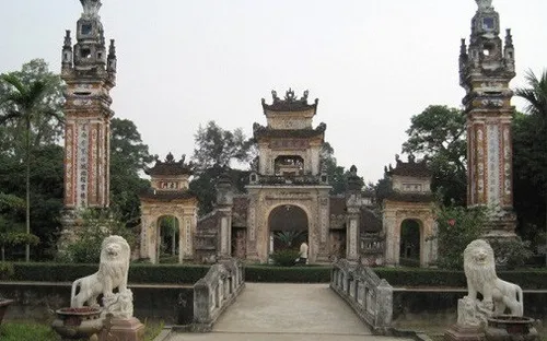 Dấu tích xưa tại Đền Bà Triệu