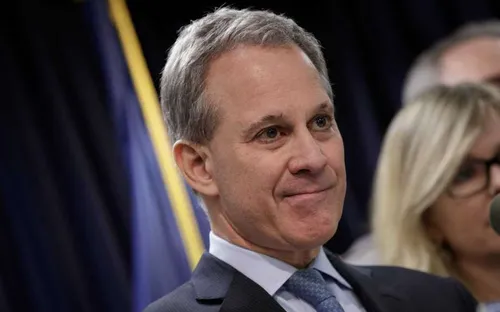 Mỹ: Tổng Chưởng lý New York từ chức do dính bê bối lạm dụng tình dục