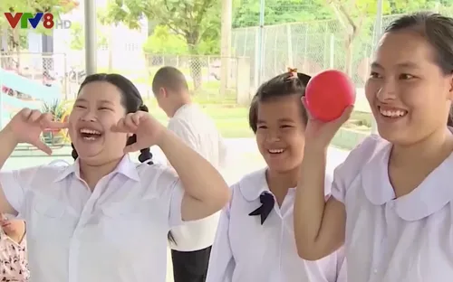 Những giáo viên của những đứa trẻ đặc biệt