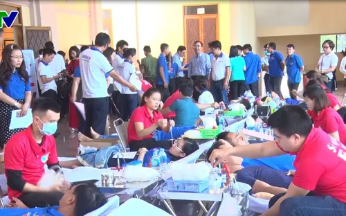 Ngày hội "Giọt hồng Bắc Tây Nguyên"