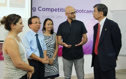 Chủ tịch Ngân hàng Phát triển châu Á thăm Vườn ươm doanh nghiệp Đà Nẵng