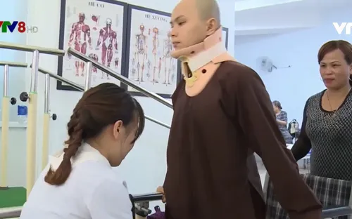 Thành công từ ca mổ hiếm giúp bệnh nhân khỏi liệt