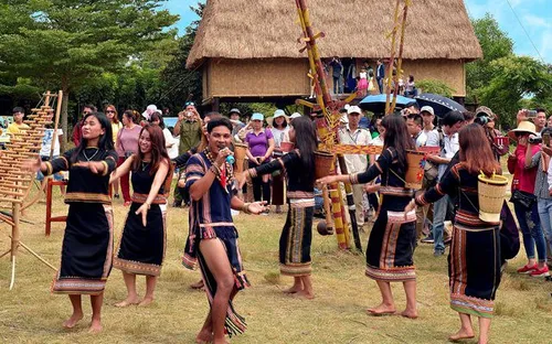 "Lời ru từ đại ngàn Tây Nguyên" diễn ra suốt tháng 6/2018