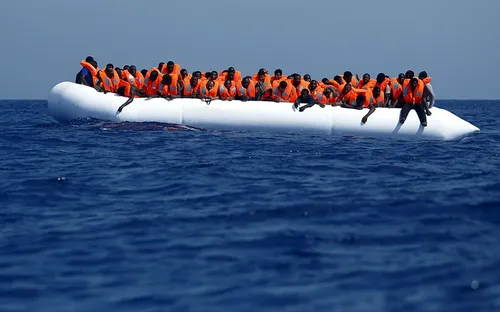 Italy từ chối tiếp nhận người di cư gặp nạn