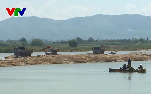 Quảng Ngãi: 22 khu vực được đấu giá quyền khai thác cát, sỏi lòng sông