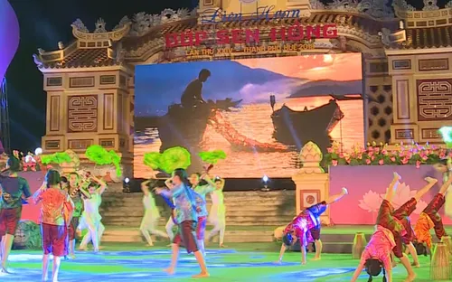 Khai mạc Liên hoan Búp Sen Hồng 2018