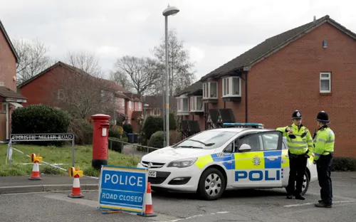 Anh phát hiện 2 người bất tỉnh ở Salisbury do tiếp xúc chất lạ