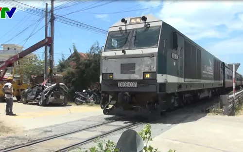 Tăng cường giải pháp bảo đảm an toàn giao thông đường sắt