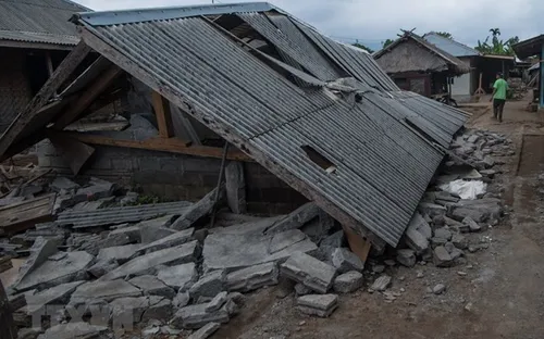 Đảo Lombok, Indonesia nhô cao thêm 25cm sau các trận động đất