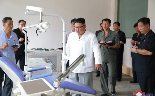 Nhà lãnh đạo Triều Tiên Kim Jong-un phê phán gay gắt ngành y tế công