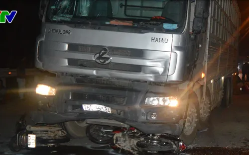 Quảng Ngãi: Tạm giữ tài xế cán 7 người thương vong