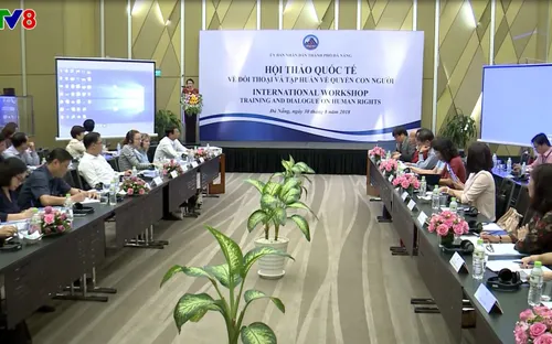 Hội thảo quốc tế về tập huấn và đối thoại quyền con người