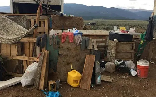 Mỹ: Giải cứu 11 trẻ em ở nơi ẩn náu của các phần tử cực đoan