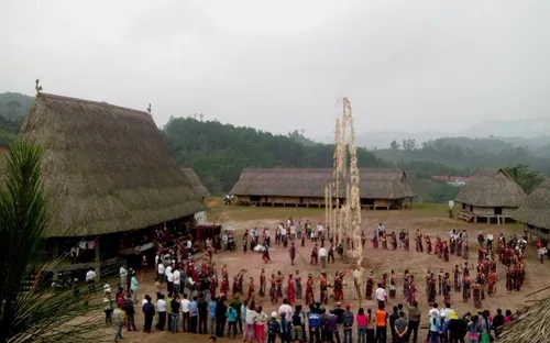 Văn hóa rừng của người Cơ Tu