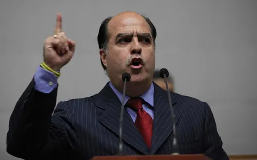 Venezuela ra lệnh bắt nghị sĩ đối lập bị nghi ám sát hụt Tổng thống