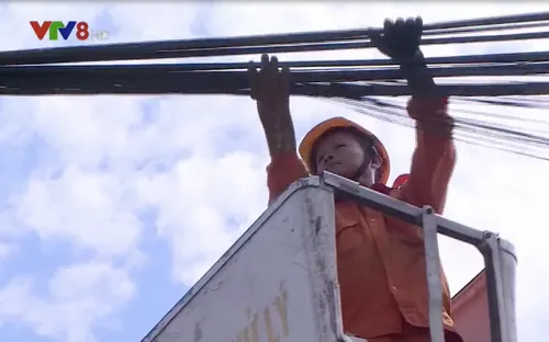 Nguy cơ tai nạn do cáp viễn thông trong mùa mưa bão