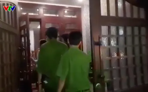 Công an khám nhà 4 bị can có sai phạm tại các dự án liên quan Phan Văn Anh Vũ