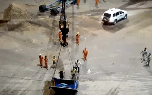 Cảnh báo tai nạn lao động trong các hầm tàu hàng trọng tải lớn