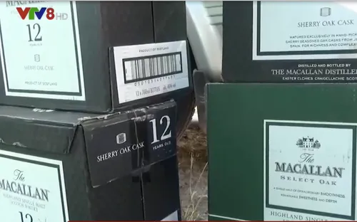 Bắt vụ vận chuyển gần 500 chai rượu lậu tại Quảng Trị