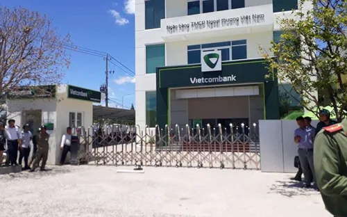 Khánh Hòa: Khẩn trương điều tra vụ hai thanh niên dùng súng cướp ngân hàng