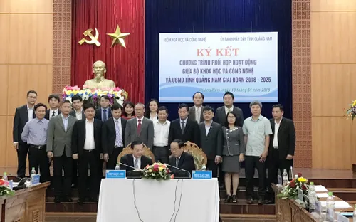 Bộ trưởng Bộ Khoa học Công nghệ làm việc tại Đà Nẵng và Quảng Nam