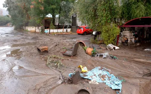 Lở bùn và lũ lụt tại California, ít nhất 13 người thiệt mạng
