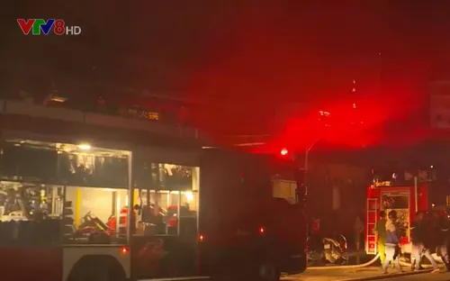 Khánh Hòa: Nổ bình gas, 2 chiến sĩ cứu hỏa bị bỏng