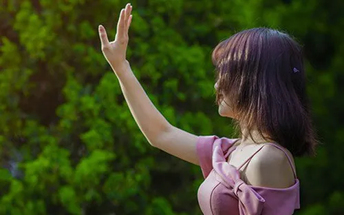 Khi giới trẻ phán xử thành công bằng đôi mắt ích kỷ