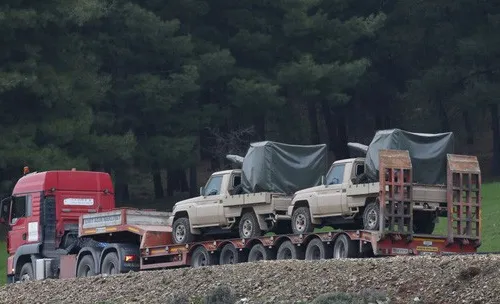 Bộ binh Thổ Nhĩ Kỳ tiến vào Syria