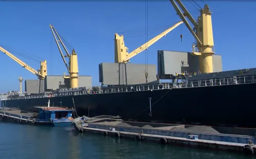 Cảng Cửa Việt (Quảng Trị) đón tàu chở hàng lớn nhất từ trước đến nay