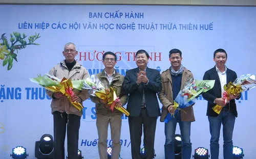 Thừa Thiên - Huế tôn vinh văn nghệ sỹ đạt giải thưởng cao