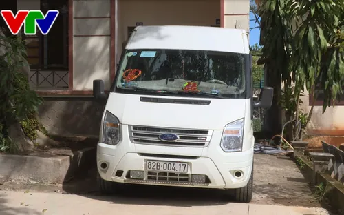 Đắk Lắk: Bắt xe giả rước dâu để chở pháo lậu