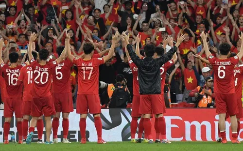 Không khí mừng chiến thắng của đội tuyển Việt Nam tại miền Trung