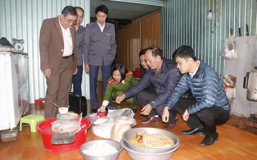 Cơ sở bị phạt 40 triệu đồng vì sử dụng hàn the sản xuất giò, chả