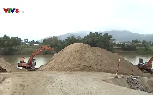 Quảng Nam: Hàng chục điểm tập kết "cát lậu" ngang nhiên hoạt động khiến người dân bức xúc