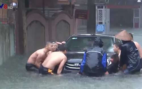 Mưa lớn ảnh hưởng đến đời sống của người dân Nghệ An