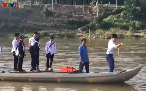 Gian nan con đường đến lớp