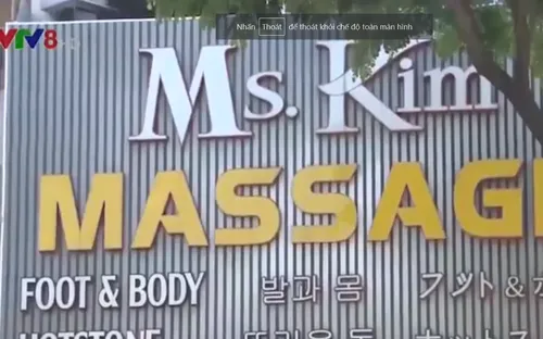 Đà Nẵng xử lý biển quảng cáo dùng tiếng nước ngoài