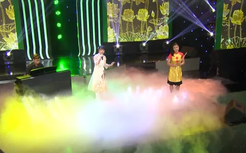 Trong 9 thí sinh còn lại, ai sẽ vào chung kết? Mời đón xem tập 5, cuộc thi "Tìm kiếm tài năng âm nhạc miền Trung" vào tối thứ 7 tuần này trên VTV8.