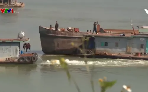 Hậu quả khai thác cát trái phép tại Phú Thọ